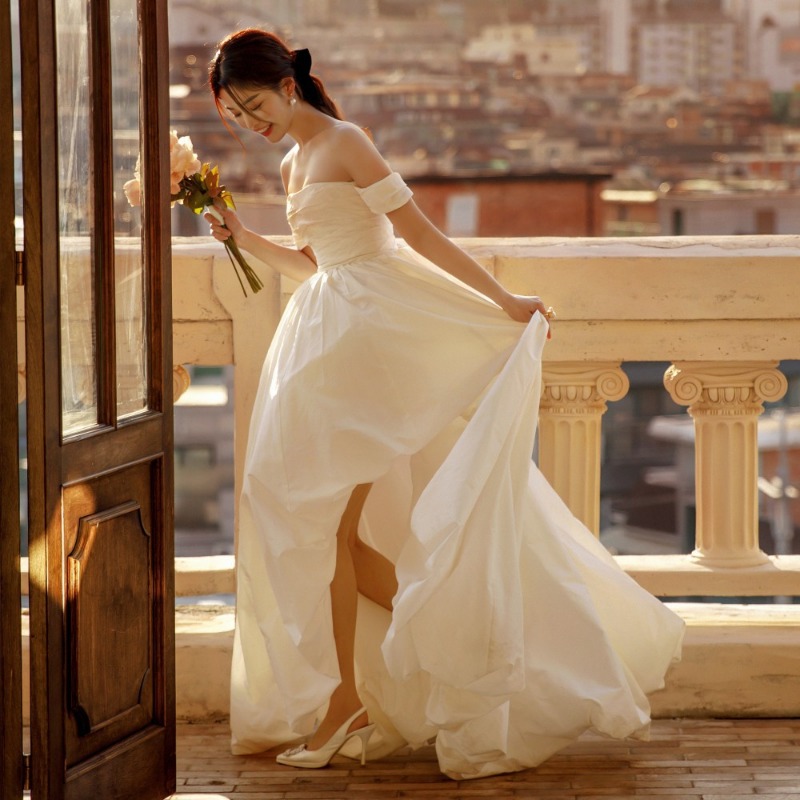 One Shoulder Strapless Simple  - огляд і ціна Photography Natural Lighting