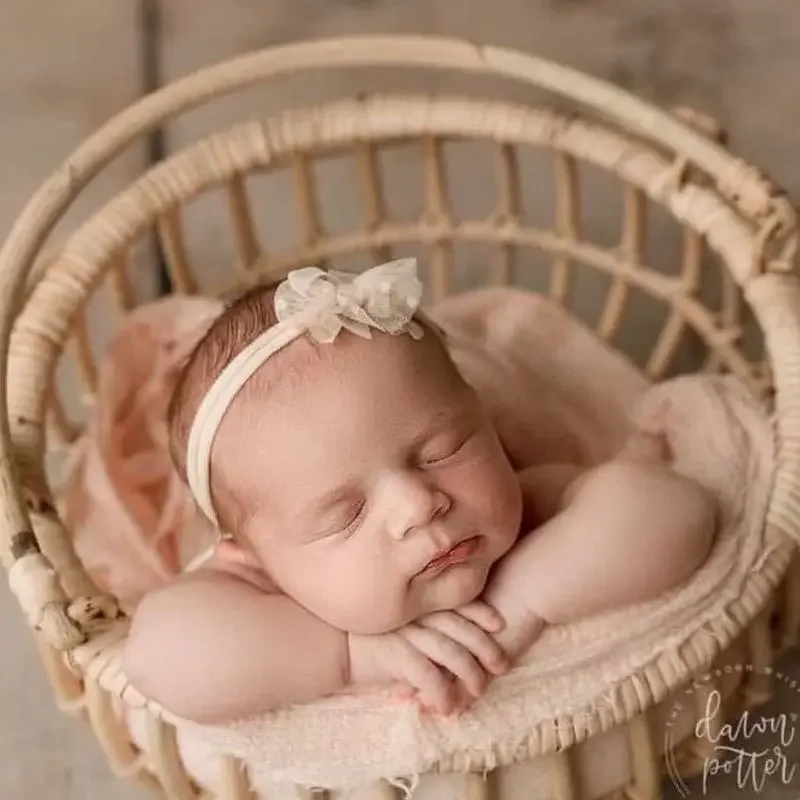 Retro Rattan Round Basket Chai - огляд і ціна Photography Background