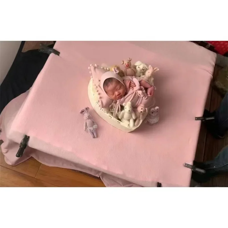 Newborn Hundred Day Old Baby S - огляд і ціна Photography Day